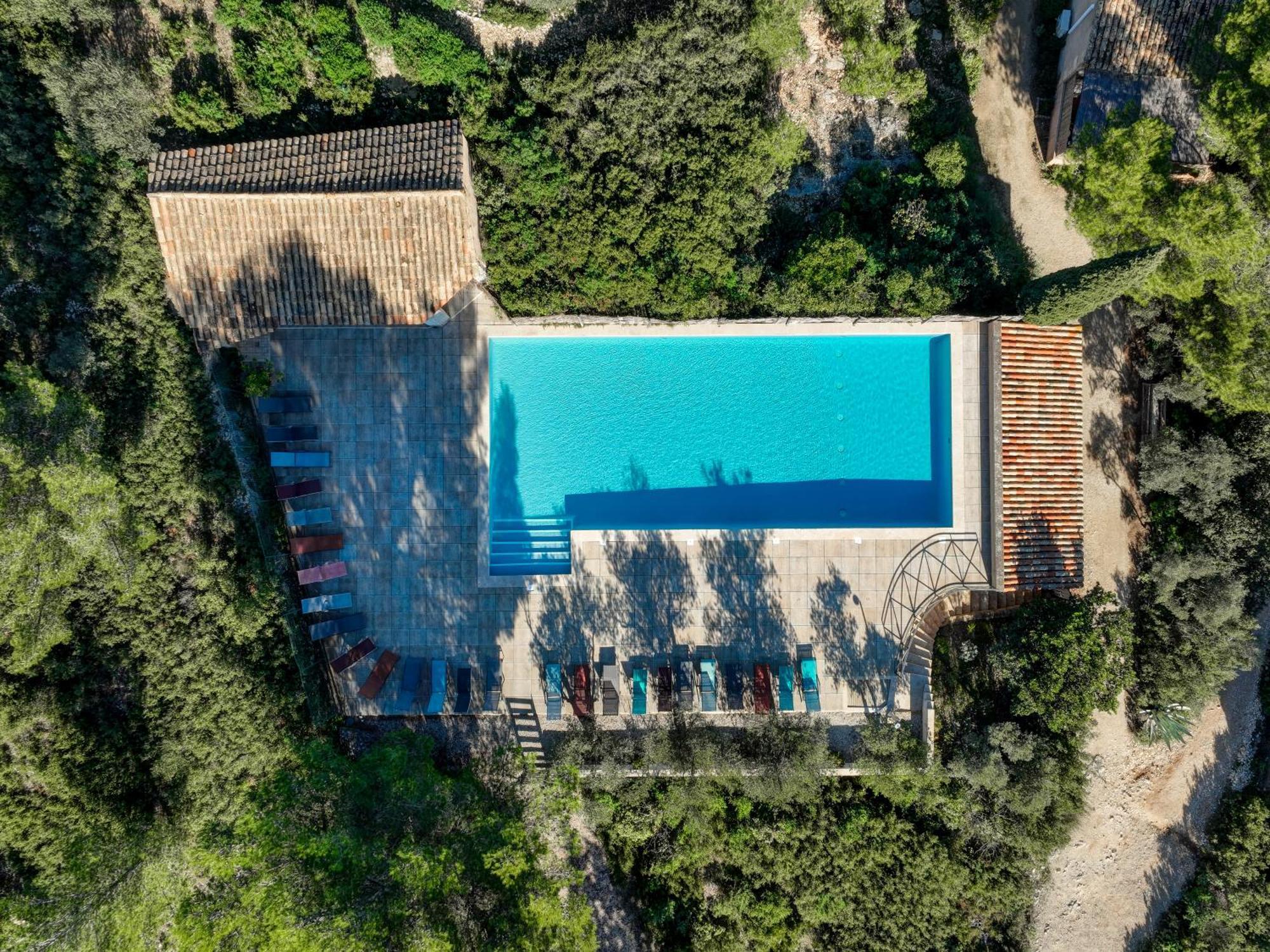 Les Garrigues De La Vallee Des Baux Hotel Paradou Exterior photo